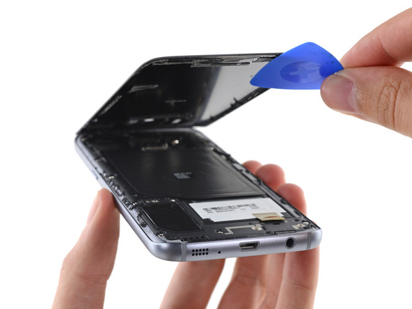 ¿Qué tan difícil es reparar el Samsung Galaxy S7? Es casi ‘imposible’