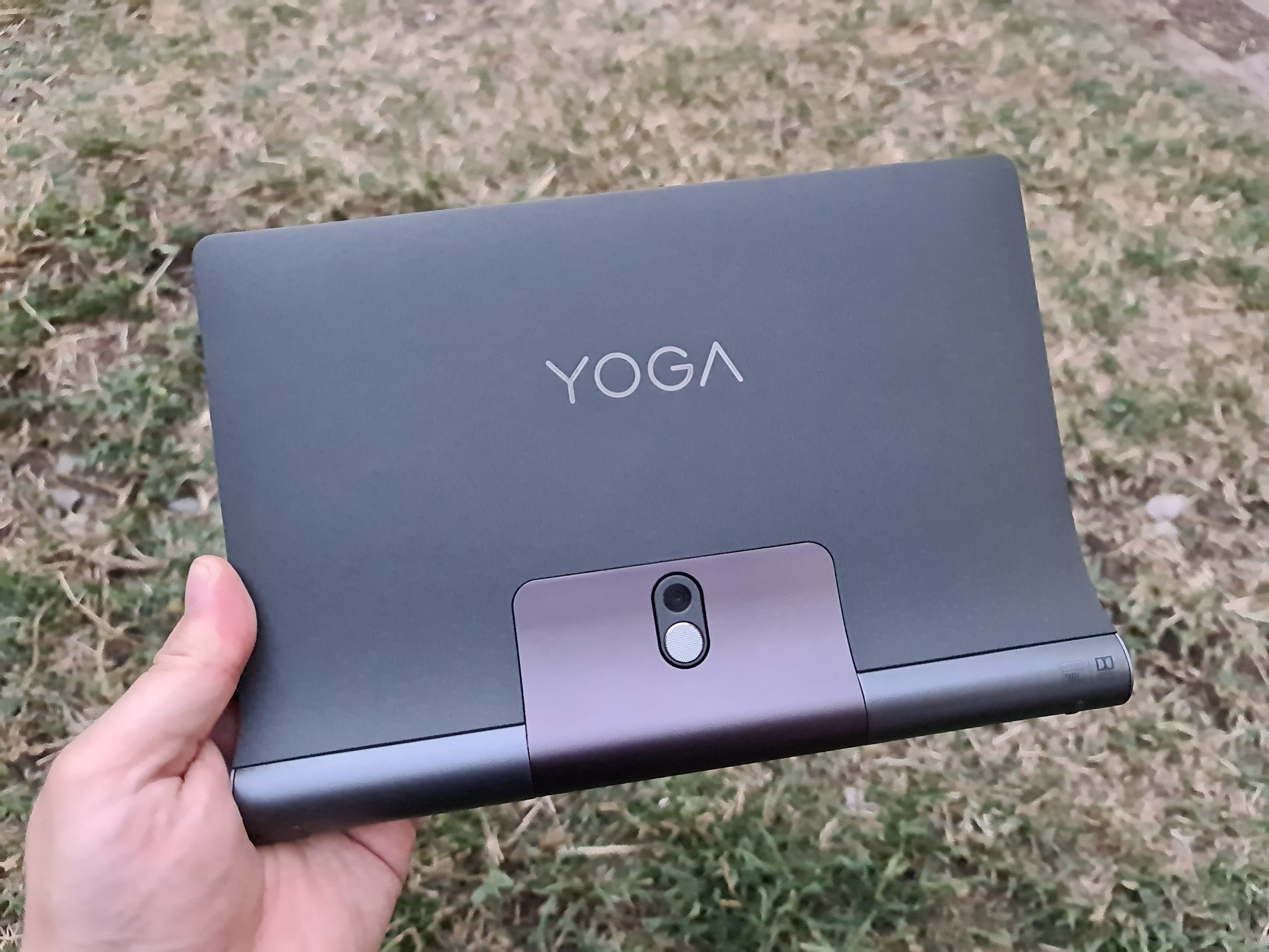 Lenovo Yoga Smart Tab Imagen (12)